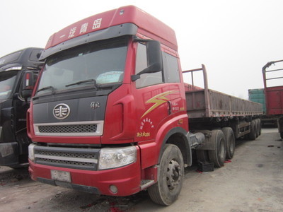 二手新款新大威雙驅(qū)半掛車 牽引車_專用汽車欄目