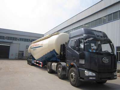 高強(qiáng)板散裝水泥運(yùn)輸半掛車尺寸 ?_專用汽車欄目